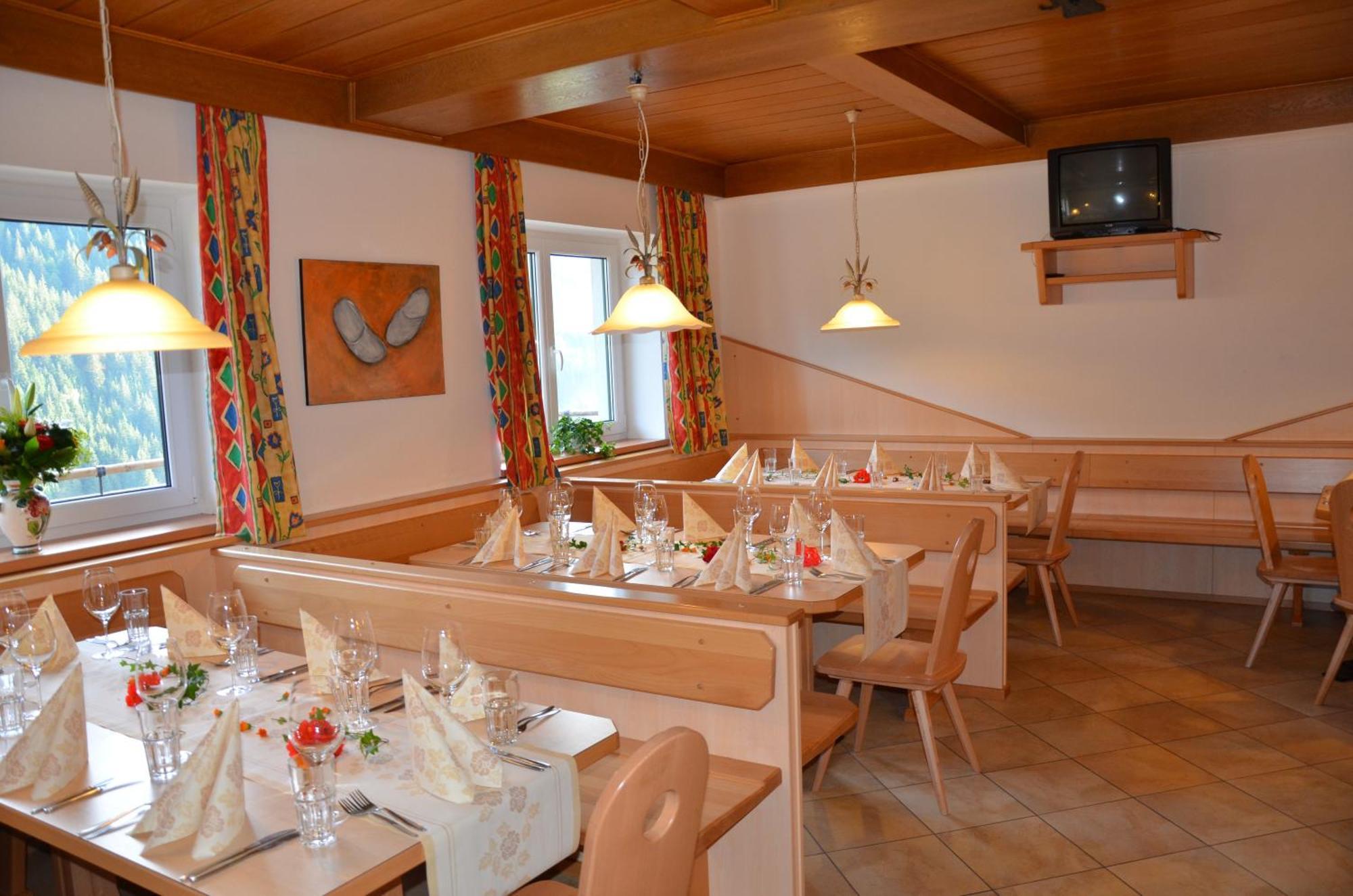 Ski In-Ski Out - Gaestehaeuser Saalbach-Hinterglemm - Wallegghof Christianhof Εξωτερικό φωτογραφία