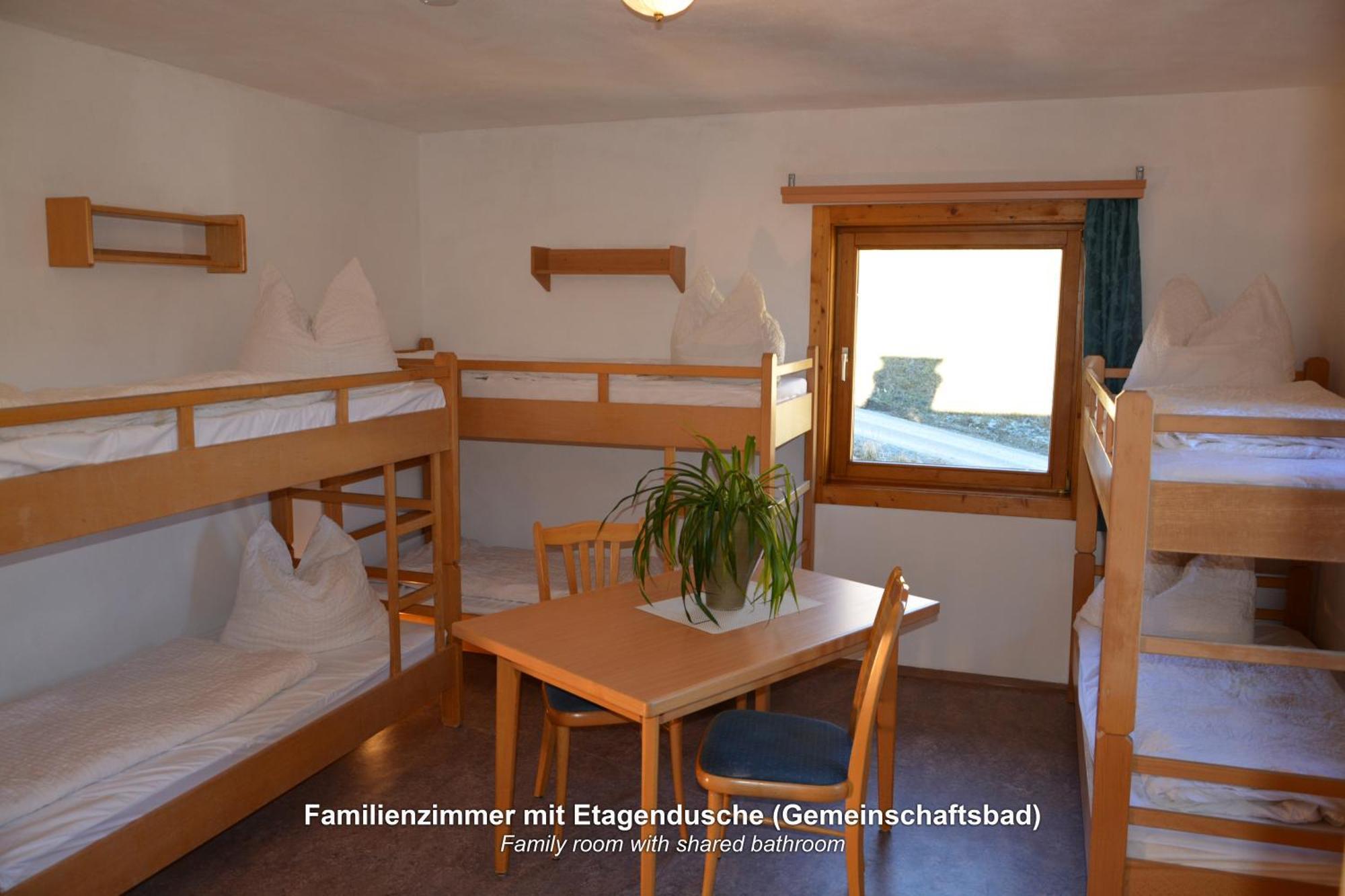 Ski In-Ski Out - Gaestehaeuser Saalbach-Hinterglemm - Wallegghof Christianhof Εξωτερικό φωτογραφία