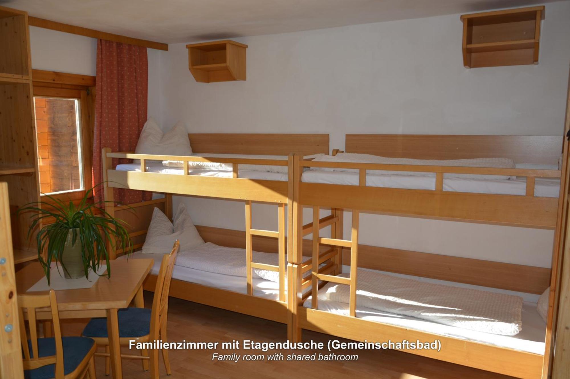 Ski In-Ski Out - Gaestehaeuser Saalbach-Hinterglemm - Wallegghof Christianhof Εξωτερικό φωτογραφία