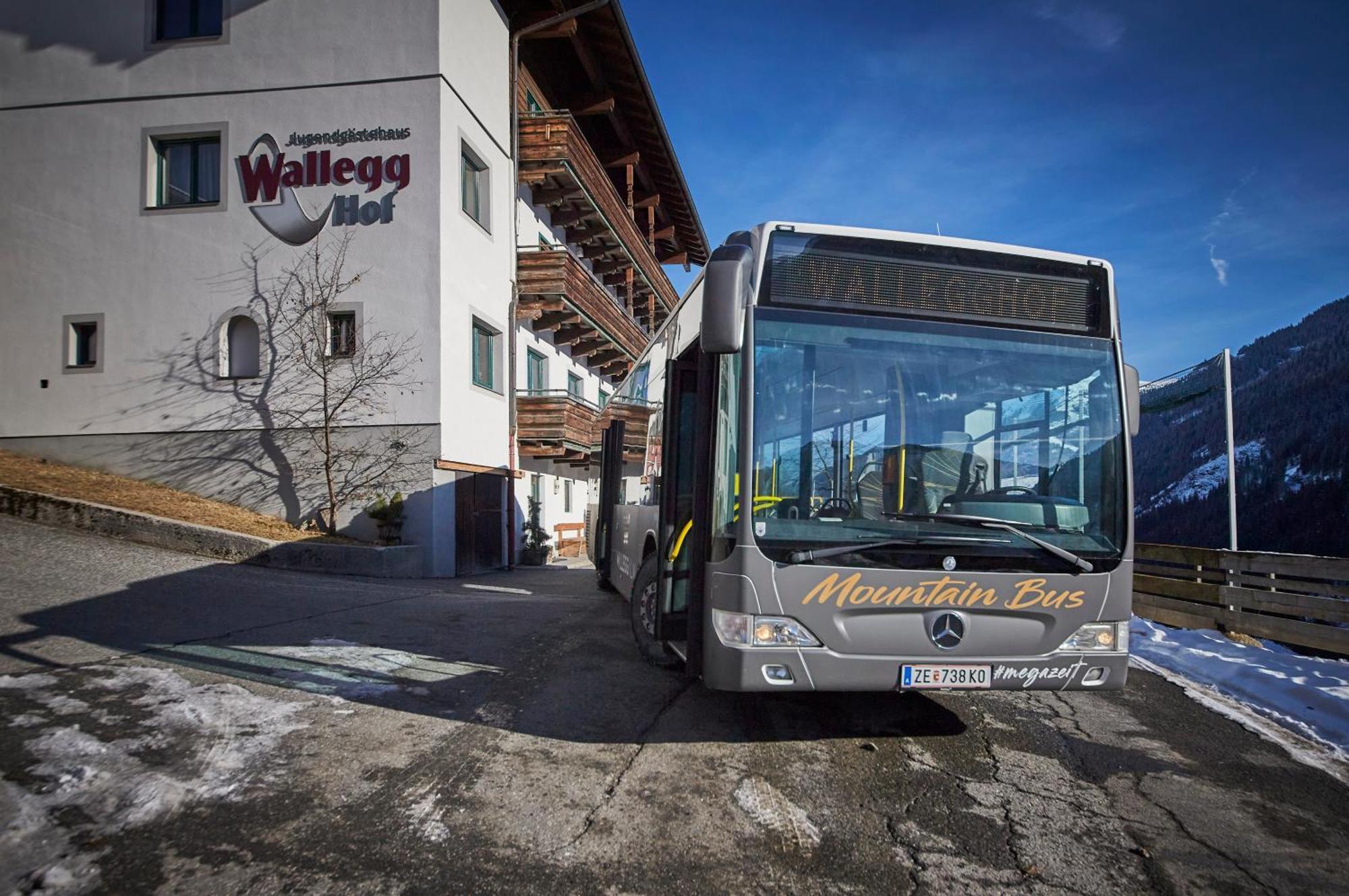 Ski In-Ski Out - Gaestehaeuser Saalbach-Hinterglemm - Wallegghof Christianhof Εξωτερικό φωτογραφία